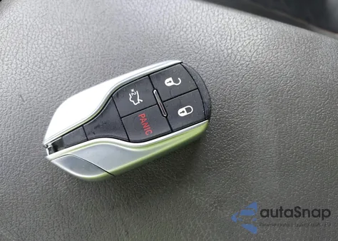 2014 Maserati Ghibli z USA, uszkodzony, nr VIN ZAM57XSA9E1082923